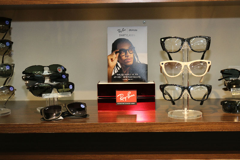 ray-ban-brand-at-parenti-morris